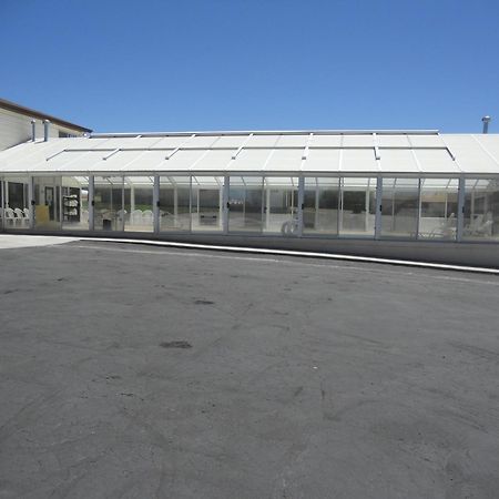 Aquarius Inn Bicknell Bagian luar foto